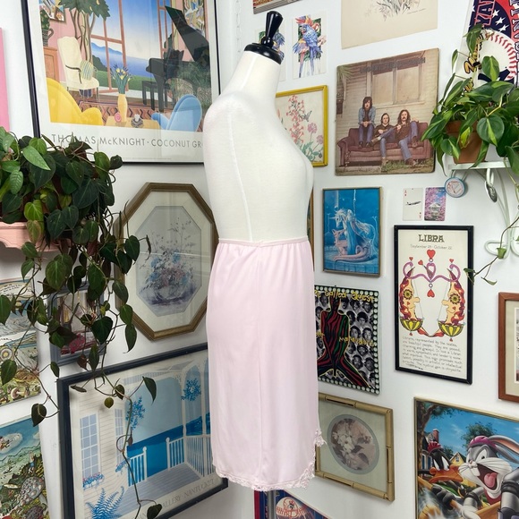 Vintage Lace Slip Skirt - Picture 3 of 5
